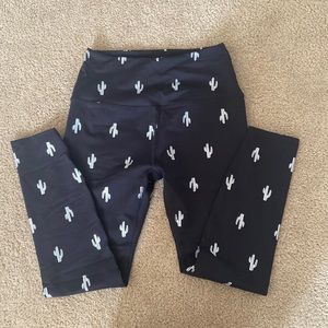 Beyond yoga cacti leggings